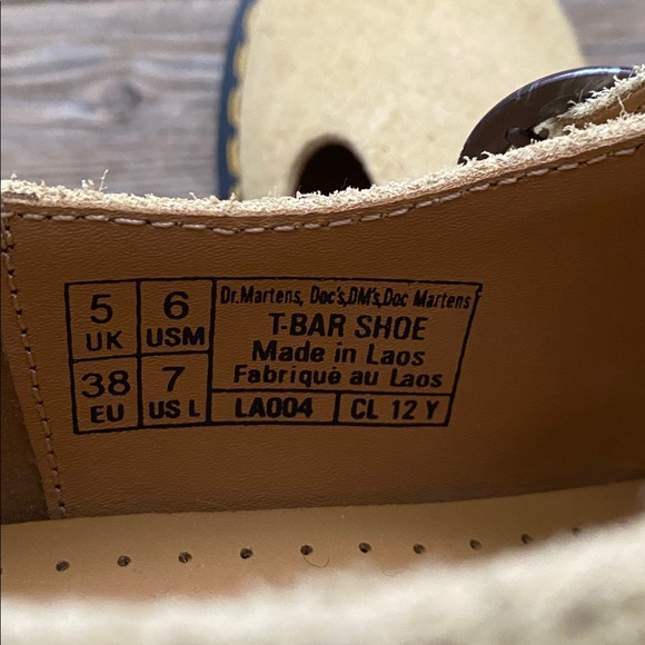 Dr. Martens T-Bar Shoe. Hazy Yellow Long Napped Suede. Size 7/38. - Picture 8 of 9